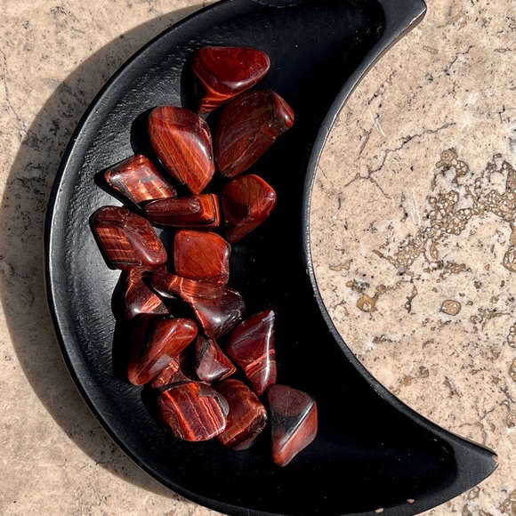2 Ounces of Tumbled Red Tiger Eye Stones - Picture 5 of 12